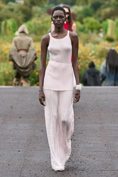 Look 42